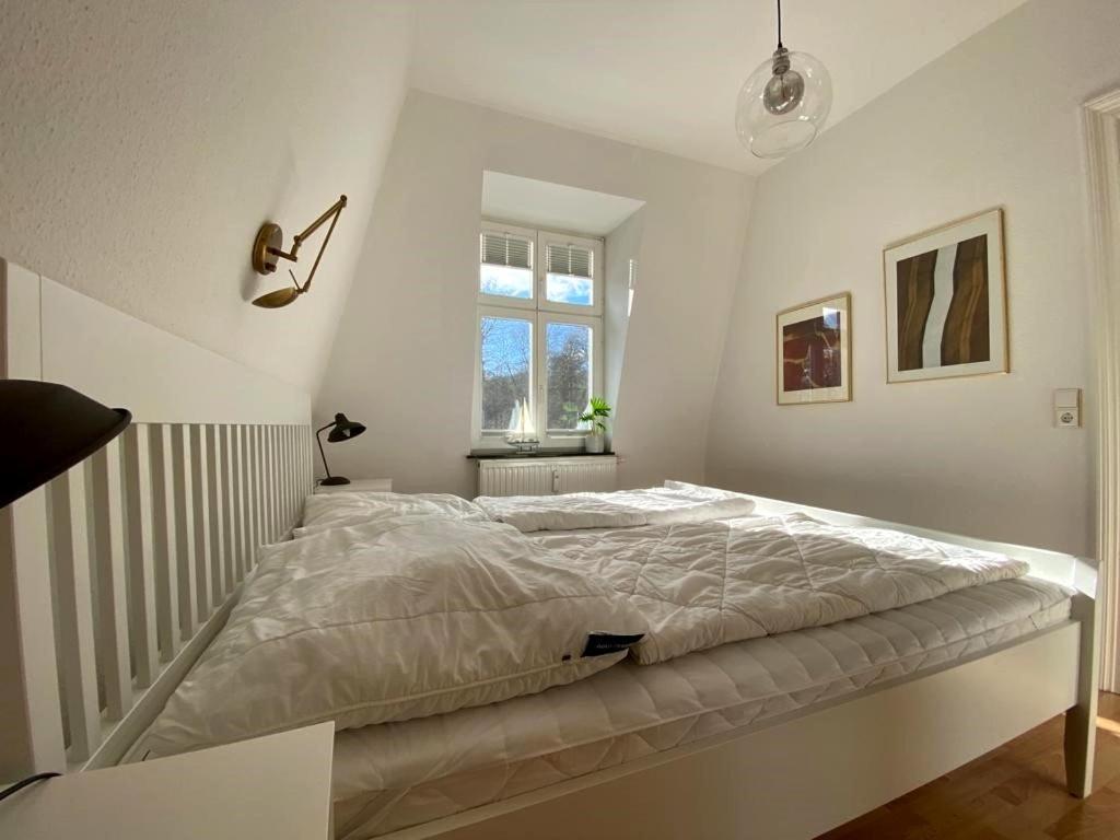 Kurfuerst - 100 M Zum Apartment
